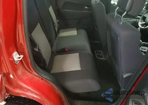 2010 Jeep Liberty Sport из США, поврежденный, VIN 1J4PN2GK3AW179209